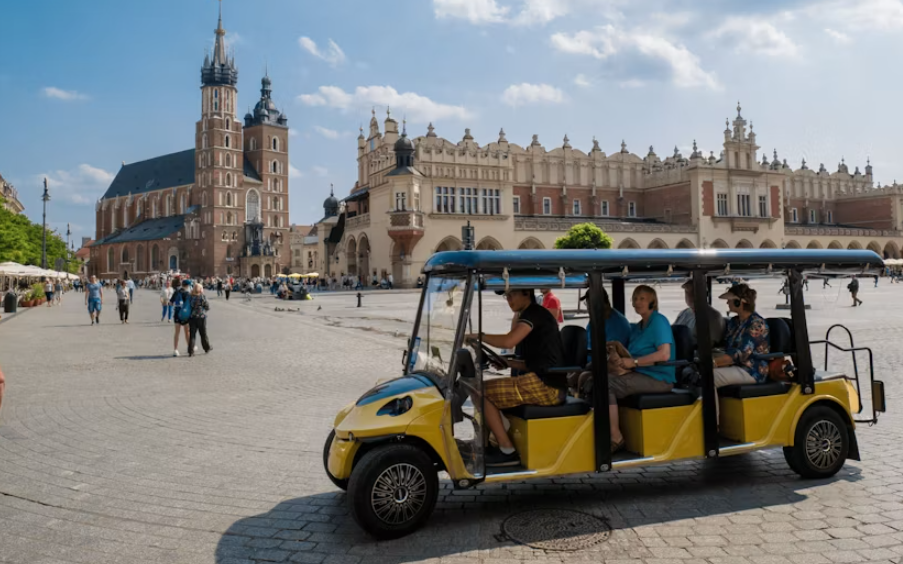 Electric Car Tour of Krakow City - Image 2